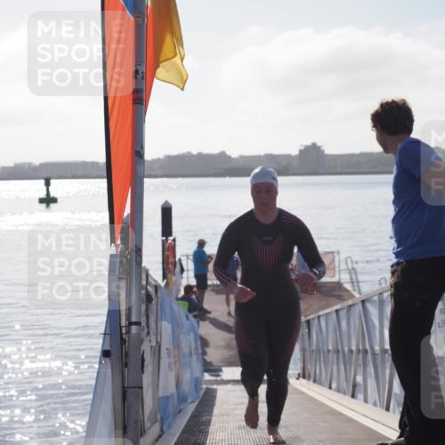 17.08.2025 - KN Förde Triathlon 2025 MichiJ http://msf.ph/oto/8576876 17.08.2025 09:12:28 Schwimmen 127, 127 meine-sportfotos.de