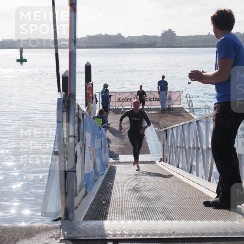 17.08.2025 - KN Förde Triathlon 2025 MichiJ http://msf.ph/oto/8576890 17.08.2025 09:12:46 Schwimmen 136, 136, 142 meine-sportfotos.de