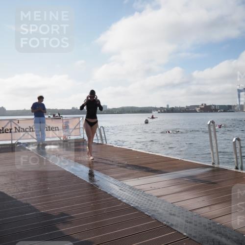 17.08.2025 - KN Förde Triathlon 2025 KatJ http://msf.ph/oto/8576951 17.08.2025 09:15:40 Schwimmen 131, 131, 141 meine-sportfotos.de
