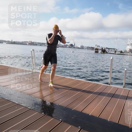17.08.2025 - KN Förde Triathlon 2025 KatJ http://msf.ph/oto/8576977 17.08.2025 09:15:58 Schwimmen 137, 162, 168, 137, 162, 168 meine-sportfotos.de