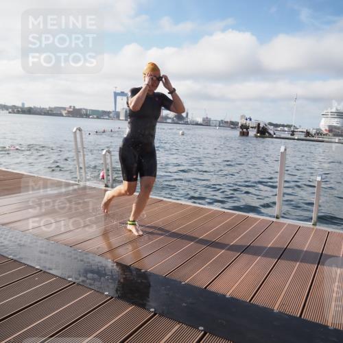 17.08.2025 - KN Förde Triathlon 2025 KatJ http://msf.ph/oto/8576980 17.08.2025 09:15:58 Schwimmen 137, 162, 168, 137, 162, 168 meine-sportfotos.de