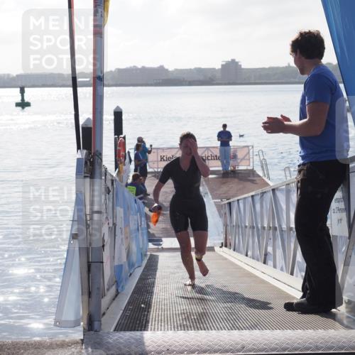 17.08.2025 - KN Förde Triathlon 2025 MichiJ http://msf.ph/oto/8576987 17.08.2025 09:12:53 Schwimmen 136, 142, 142 meine-sportfotos.de
