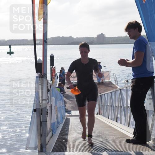 17.08.2025 - KN Förde Triathlon 2025 MichiJ http://msf.ph/oto/8577003 17.08.2025 09:12:54 Schwimmen 136, 142, 142 meine-sportfotos.de