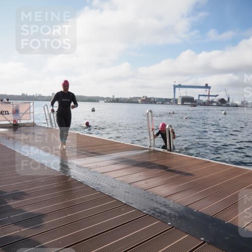17.08.2025 - KN Förde Triathlon 2025 KatJ http://msf.ph/oto/8577006 17.08.2025 09:16:01 Schwimmen 137, 156, 162, 168, 137, 162, 168 meine-sportfotos.de
