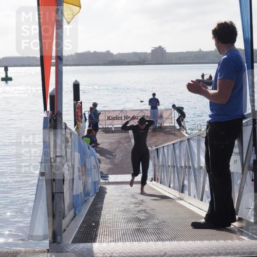 17.08.2025 - KN Förde Triathlon 2025 MichiJ http://msf.ph/oto/8577013 17.08.2025 09:13:09 Schwimmen 126, 122, 126, 130 meine-sportfotos.de