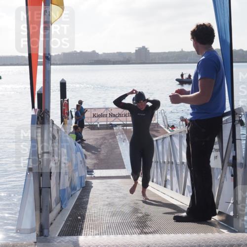 17.08.2025 - KN Förde Triathlon 2025 MichiJ http://msf.ph/oto/8577038 17.08.2025 09:13:11 Schwimmen 126, 122, 126, 130 meine-sportfotos.de