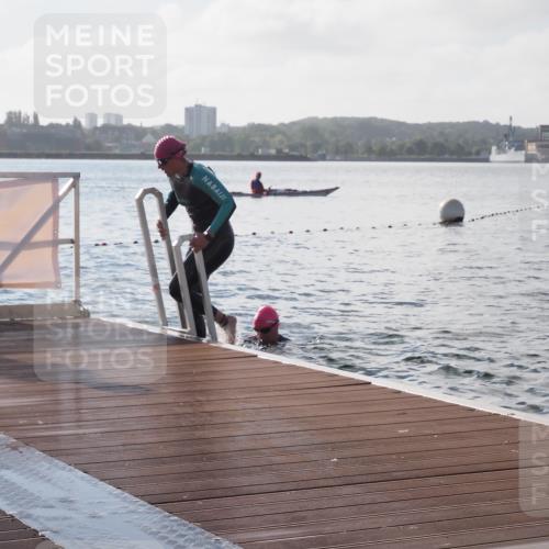 17.08.2025 - KN Förde Triathlon 2025 KatJ http://msf.ph/oto/8577041 17.08.2025 09:16:07 Schwimmen 137, 156, 162, 164, 137, 156, 162, 164, 168 meine-sportfotos.de