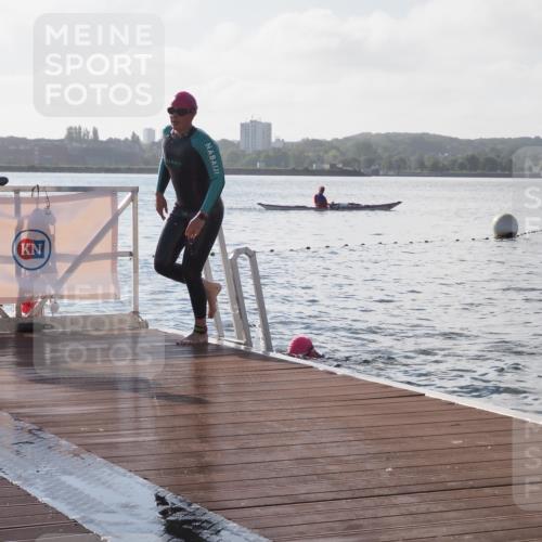 17.08.2025 - KN Förde Triathlon 2025 KatJ http://msf.ph/oto/8577047 17.08.2025 09:16:08 Schwimmen 137, 156, 162, 164, 137, 156, 162, 164, 168 meine-sportfotos.de