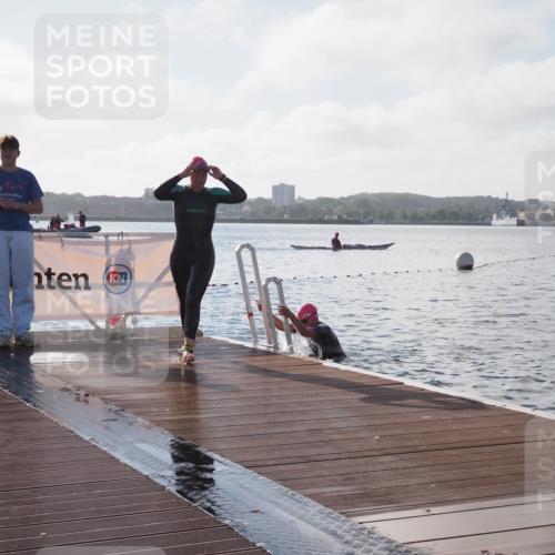 17.08.2025 - KN Förde Triathlon 2025 KatJ http://msf.ph/oto/8577057 17.08.2025 09:16:09 Schwimmen 137, 156, 162, 164, 137, 156, 162, 164, 168 meine-sportfotos.de