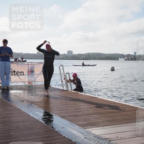 17.08.2025 - KN Förde Triathlon 2025 KatJ http://msf.ph/oto/8577063 17.08.2025 09:16:09 Schwimmen 137, 156, 162, 164, 137, 156, 162, 164, 168 meine-sportfotos.de
