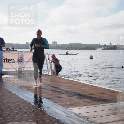 17.08.2025 - KN Förde Triathlon 2025 KatJ http://msf.ph/oto/8577078 17.08.2025 09:16:10 Schwimmen 156, 162, 164, 137, 156, 162, 164, 168 meine-sportfotos.de