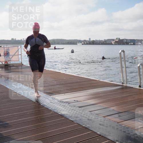 17.08.2025 - KN Förde Triathlon 2025 KatJ http://msf.ph/oto/8577135 17.08.2025 09:16:14 Schwimmen 156, 164, 137, 156, 162, 164 meine-sportfotos.de
