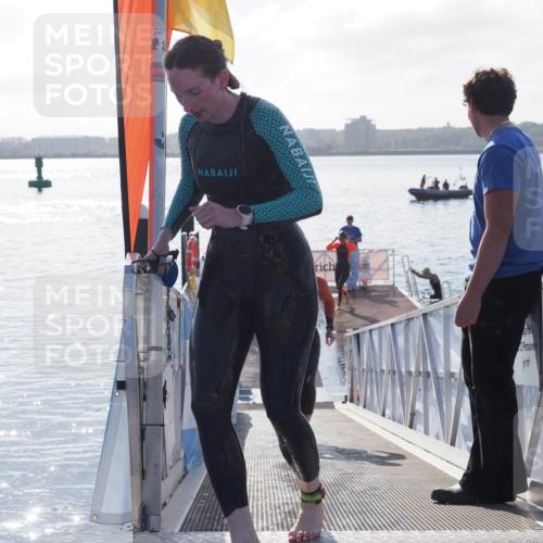 17.08.2025 - KN Förde Triathlon 2025 MichiJ http://msf.ph/oto/8577141 17.08.2025 09:13:20 Schwimmen 122, 126, 130, 122, 130, 135, 148, 198 meine-sportfotos.de