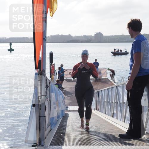 17.08.2025 - KN Förde Triathlon 2025 MichiJ http://msf.ph/oto/8577173 17.08.2025 09:13:22 Schwimmen 122, 126, 130, 130, 135, 148, 198 meine-sportfotos.de