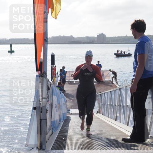 17.08.2025 - KN Förde Triathlon 2025 MichiJ http://msf.ph/oto/8577176 17.08.2025 09:13:22 Schwimmen 122, 126, 130, 130, 135, 148, 198 meine-sportfotos.de
