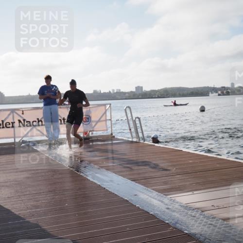 17.08.2025 - KN Förde Triathlon 2025 KatJ http://msf.ph/oto/8577177 17.08.2025 09:16:25 Schwimmen 144, 160, 166, 160, 164, 166 meine-sportfotos.de