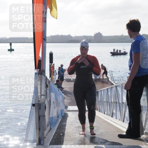 17.08.2025 - KN Förde Triathlon 2025 MichiJ http://msf.ph/oto/8577188 17.08.2025 09:13:22 Schwimmen 122, 126, 130, 130, 135, 148, 198 meine-sportfotos.de