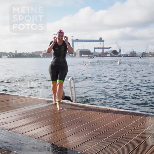 17.08.2025 - KN Förde Triathlon 2025 KatJ http://msf.ph/oto/8577228 17.08.2025 09:16:32 Schwimmen 144, 160, 166, 172, 144, 160, 166, 172 meine-sportfotos.de