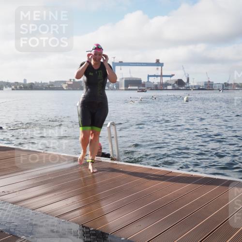 17.08.2025 - KN Förde Triathlon 2025 KatJ http://msf.ph/oto/8577231 17.08.2025 09:16:32 Schwimmen 144, 160, 166, 172, 144, 160, 166, 172 meine-sportfotos.de