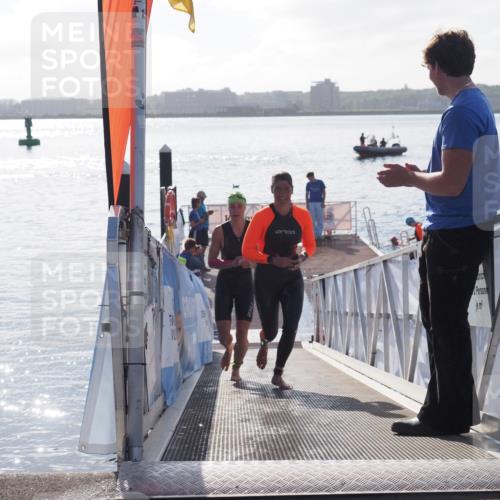 17.08.2025 - KN Förde Triathlon 2025 MichiJ http://msf.ph/oto/8577238 17.08.2025 09:13:29 Schwimmen 122, 130, 135, 198, 135, 138, 148, 198 meine-sportfotos.de