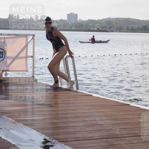 17.08.2025 - KN Förde Triathlon 2025 KatJ http://msf.ph/oto/8577308 17.08.2025 09:16:40 Schwimmen 144, 172, 176, 144, 160, 172, 176 meine-sportfotos.de