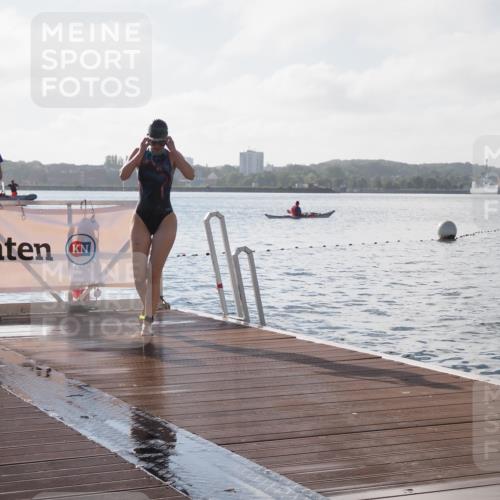 17.08.2025 - KN Förde Triathlon 2025 KatJ http://msf.ph/oto/8577331 17.08.2025 09:16:41 Schwimmen 144, 172, 176, 144, 160, 172, 176 meine-sportfotos.de