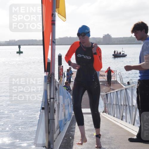 17.08.2025 - KN Förde Triathlon 2025 MichiJ http://msf.ph/oto/8577338 17.08.2025 09:13:37 Schwimmen 135, 148, 198, 138, 148, 151 meine-sportfotos.de