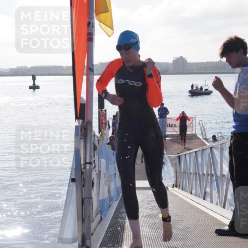 17.08.2025 - KN Förde Triathlon 2025 MichiJ http://msf.ph/oto/8577341 17.08.2025 09:13:37 Schwimmen 135, 148, 198, 138, 148, 151 meine-sportfotos.de