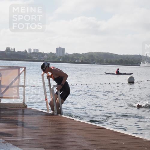 17.08.2025 - KN Förde Triathlon 2025 KatJ http://msf.ph/oto/8577388 17.08.2025 09:17:01 Schwimmen 158, 158 meine-sportfotos.de