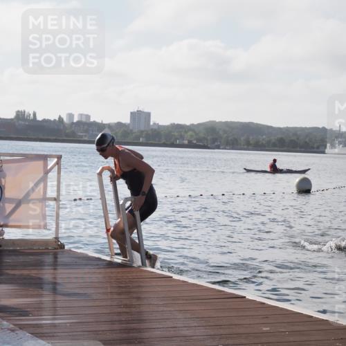 17.08.2025 - KN Förde Triathlon 2025 KatJ http://msf.ph/oto/8577391 17.08.2025 09:17:01 Schwimmen 158, 158 meine-sportfotos.de