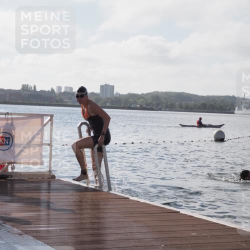 17.08.2025 - KN Förde Triathlon 2025 KatJ http://msf.ph/oto/8577397 17.08.2025 09:17:01 Schwimmen 158, 158 meine-sportfotos.de