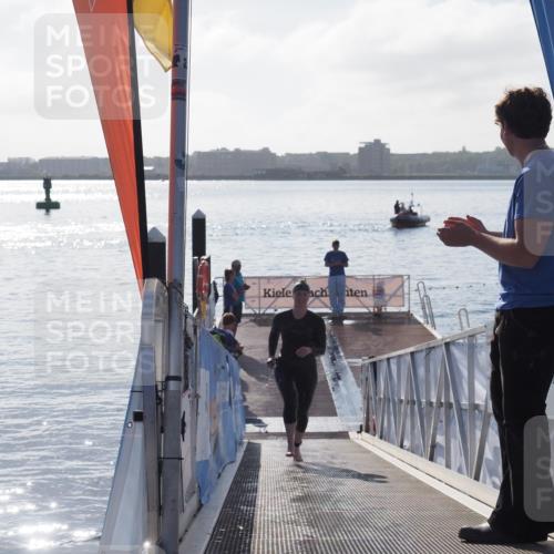 17.08.2025 - KN Förde Triathlon 2025 MichiJ http://msf.ph/oto/8577420 17.08.2025 09:13:50 Schwimmen 138, 151, 151 meine-sportfotos.de