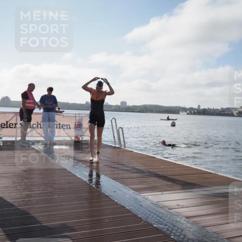 17.08.2025 - KN Förde Triathlon 2025 KatJ http://msf.ph/oto/8577435 17.08.2025 09:17:04 Schwimmen 158, 169, 204, 158 meine-sportfotos.de