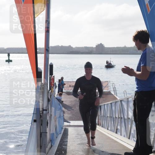 17.08.2025 - KN Förde Triathlon 2025 MichiJ http://msf.ph/oto/8577463 17.08.2025 09:13:52 Schwimmen 138, 151, 151 meine-sportfotos.de
