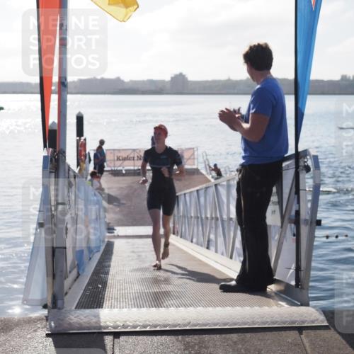 17.08.2025 - KN Förde Triathlon 2025 MichiJ http://msf.ph/oto/8577510 17.08.2025 09:14:38 Schwimmen 140, 128, 139, 140, 150, 155 meine-sportfotos.de