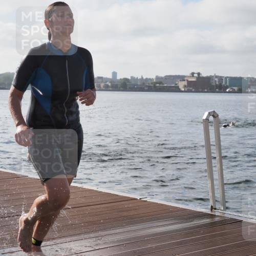 17.08.2025 - KN Förde Triathlon 2025 KatJ http://msf.ph/oto/8577516 17.08.2025 09:17:15 Schwimmen 169, 204, 158, 169, 204 meine-sportfotos.de