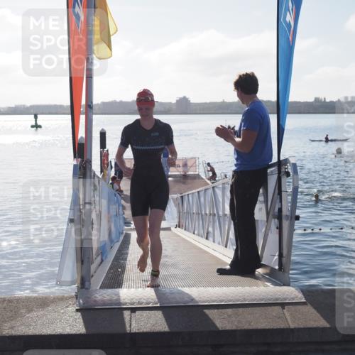 17.08.2025 - KN Förde Triathlon 2025 MichiJ http://msf.ph/oto/8577542 17.08.2025 09:14:39 Schwimmen 140, 128, 139, 140, 150, 155 meine-sportfotos.de