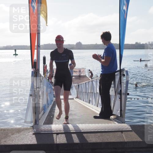17.08.2025 - KN Förde Triathlon 2025 MichiJ http://msf.ph/oto/8577545 17.08.2025 09:14:39 Schwimmen 140, 128, 139, 140, 150, 155 meine-sportfotos.de