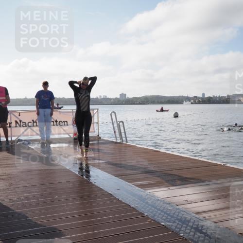 17.08.2025 - KN Förde Triathlon 2025 KatJ http://msf.ph/oto/8577579 17.08.2025 09:17:25 Schwimmen 177, 181, 169, 177, 181, 204 meine-sportfotos.de