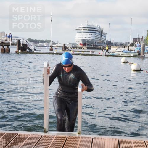 17.08.2025 - KN Förde Triathlon 2025 KatJ http://msf.ph/oto/8577618 17.08.2025 09:17:29 Schwimmen 177, 181, 177, 181 meine-sportfotos.de