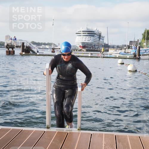 17.08.2025 - KN Förde Triathlon 2025 KatJ http://msf.ph/oto/8577624 17.08.2025 09:17:30 Schwimmen 177, 181, 177, 181 meine-sportfotos.de