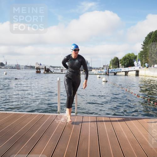 17.08.2025 - KN Förde Triathlon 2025 KatJ http://msf.ph/oto/8577645 17.08.2025 09:17:30 Schwimmen 177, 181, 177, 181 meine-sportfotos.de