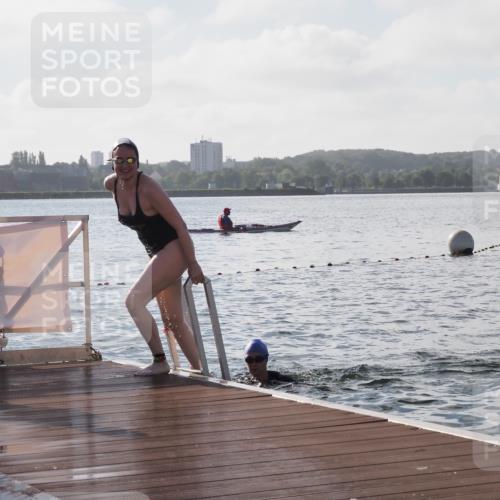 17.08.2025 - KN Förde Triathlon 2025 KatJ http://msf.ph/oto/8577672 17.08.2025 09:17:40 Schwimmen 161, 167, 170, 180, 167, 170, 181 meine-sportfotos.de