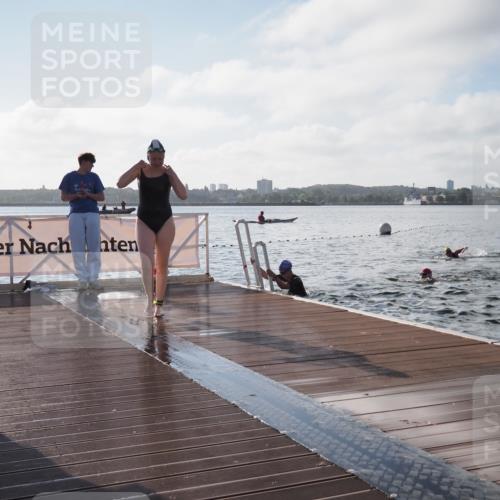 17.08.2025 - KN Förde Triathlon 2025 KatJ http://msf.ph/oto/8577710 17.08.2025 09:17:42 Schwimmen 161, 167, 170, 180, 167, 170, 181 meine-sportfotos.de