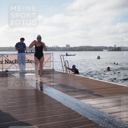 17.08.2025 - KN Förde Triathlon 2025 KatJ http://msf.ph/oto/8577714 17.08.2025 09:17:42 Schwimmen 161, 167, 170, 180, 167, 170, 181 meine-sportfotos.de