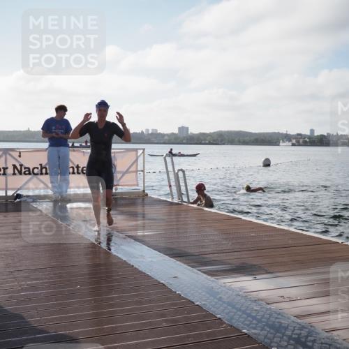 17.08.2025 - KN Förde Triathlon 2025 KatJ http://msf.ph/oto/8577794 17.08.2025 09:17:49 Schwimmen 161, 167, 170, 180, 182, 161, 167, 170, 180, 182 meine-sportfotos.de