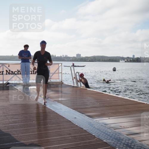 17.08.2025 - KN Förde Triathlon 2025 KatJ http://msf.ph/oto/8577804 17.08.2025 09:17:50 Schwimmen 161, 167, 170, 175, 180, 182, 161, 167, 170, 180, 182 meine-sportfotos.de
