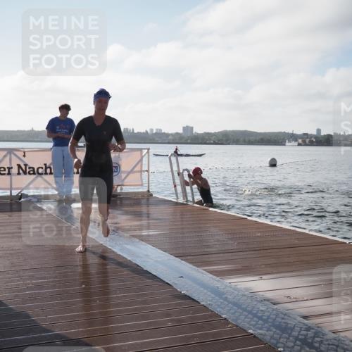 17.08.2025 - KN Förde Triathlon 2025 KatJ http://msf.ph/oto/8577810 17.08.2025 09:17:50 Schwimmen 161, 167, 170, 175, 180, 182, 161, 167, 170, 180, 182 meine-sportfotos.de
