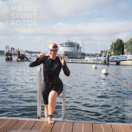 17.08.2025 - KN Förde Triathlon 2025 KatJ http://msf.ph/oto/8577891 17.08.2025 09:18:01 Schwimmen 175, 182, 189, 254, 161, 175, 180, 182, 189 meine-sportfotos.de