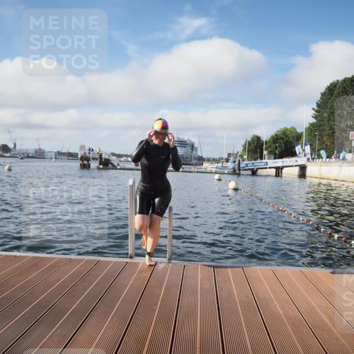 17.08.2025 - KN Förde Triathlon 2025 KatJ http://msf.ph/oto/8577894 17.08.2025 09:18:01 Schwimmen 175, 182, 189, 254, 161, 175, 180, 182, 189 meine-sportfotos.de
